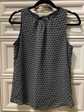 H&M Navy and White Scallop Print Sleeveless Top